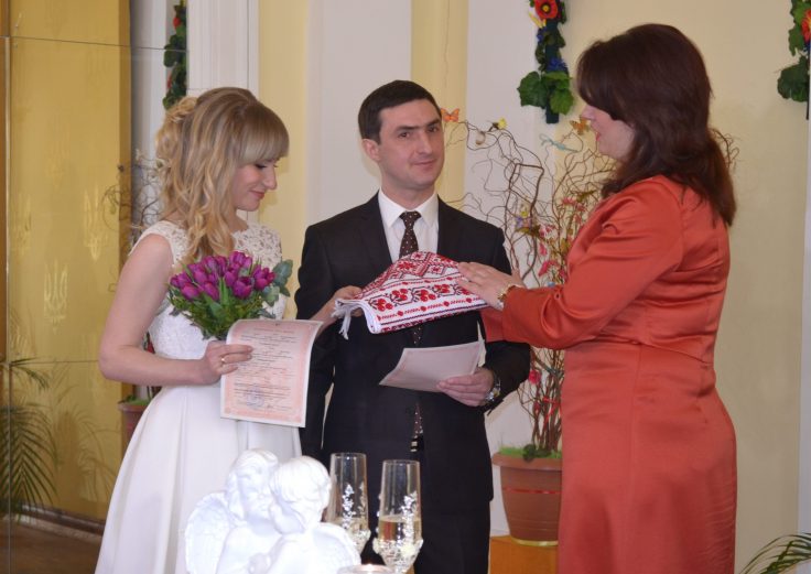 Парад одружень: у День святого Валентина у Львові одружилися 40 пар фото 2