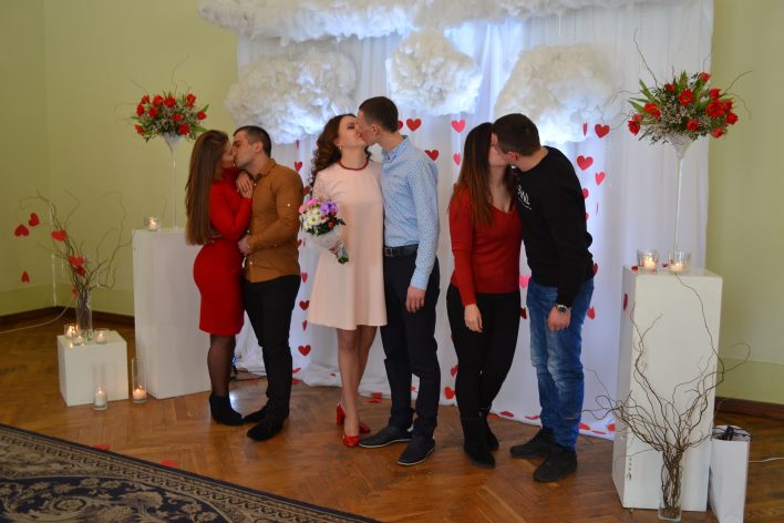 Парад одружень: у День святого Валентина у Львові одружилися 40 пар фото 7
