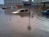 Злива затопила найбільший торговий центр Криму (відео)