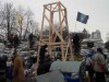 На Інститутській мітингувальники будують сторожову вежу (фото, відео)