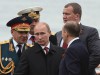 Путін пересувається окупованим Севастополем під посиленою охороною (відео)