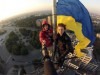 Харківські руфери вивісили прапор України на телевежі Держпрому (фото)