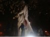 У Запоріжжі намагаються повалити пам`ятник Дзержинському (фото)