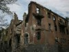 У селі Валуйське бойовики зруйнували 10 будинків. Під руїнами шукають людей