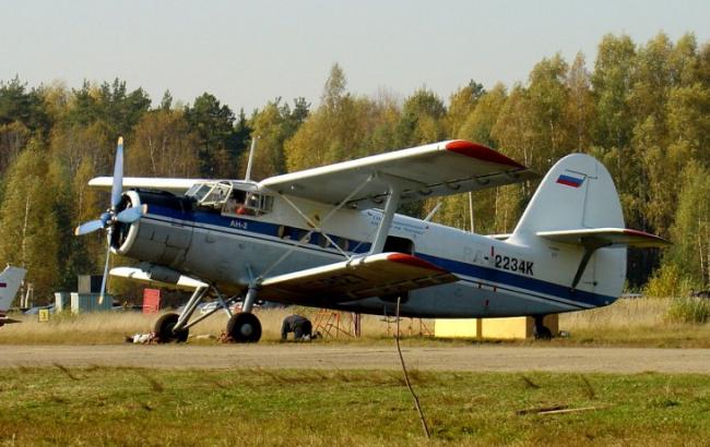 літак АН-2