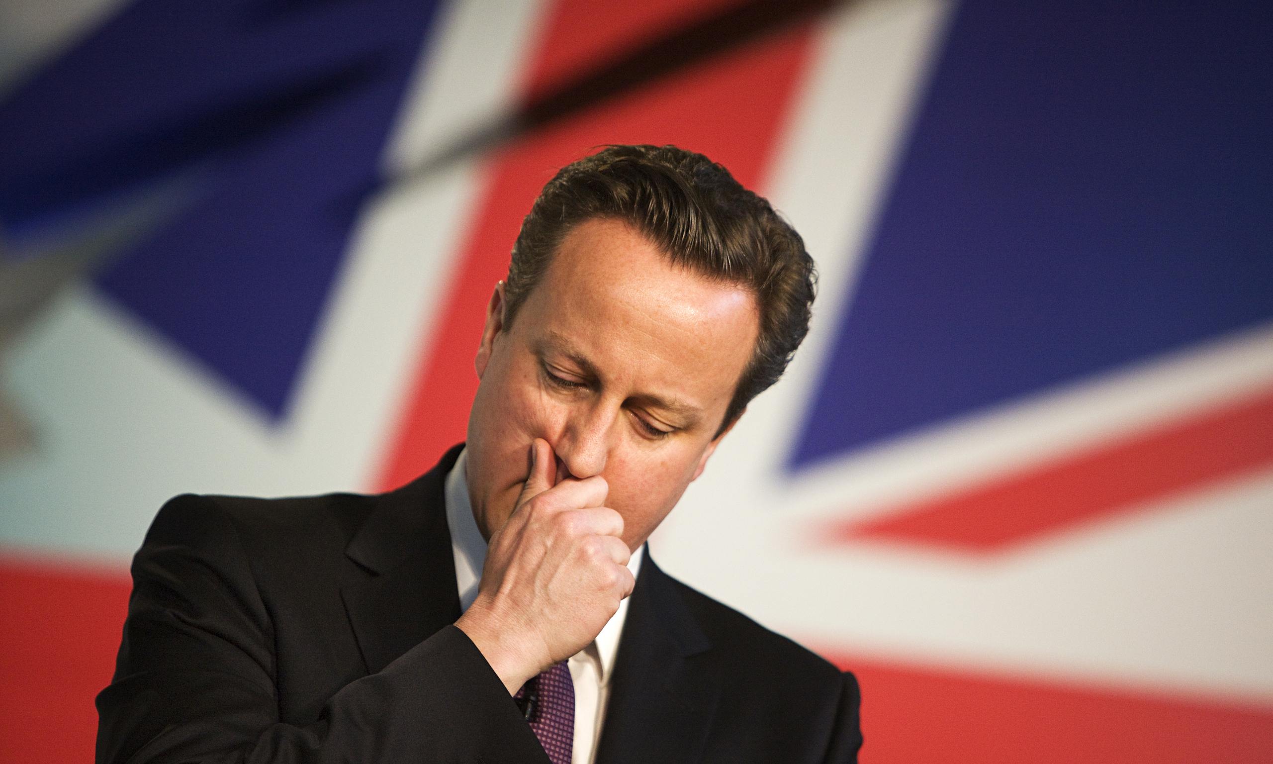 David Cameron in front of a union jack