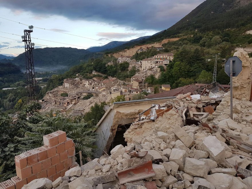 землетрус в Італії