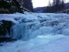 У Карпатах замерз найбільший водоспад України
