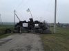 На Миколаївщині селяни заблокували дорогу шинами проти сміттєзвалища