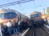 Близько 200 пасажирів заблокували у Львові рух електрички через те, що їм не вистачило місця у вагонах