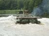 Як майбутні офіцери-піхотинці вчилися долати водні перешкоди на бойових машинах