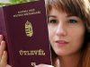 На Закарпатті українцям таємно роздають угорські паспорти?