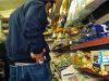 Поліцейські затримали зловмисників, які вчинили крадіжки у двох львівських супермаркетах