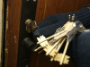 Правоохоронці впіймали рецидивіста, який «обчистив» квартиру, підібравши ключ до дверей