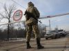 Пункти пропуску на Донбасі закривають на карантин