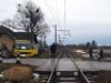 Зіткнення маршрутки з поїздом на Львівщині: один із пасажирів помер у лікарні
