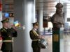 У львівському аеропорту загиблих воїнів-кіборгів вшанували сигналом «Шана»