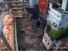 В Стрию озброєний чоловік в балаклаві пограбував магазин