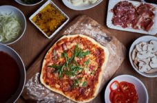 Секрети приготування смачної піци від професіоналів