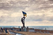 У Благодатному на Херсонщині підняли український прапор