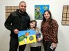 9-річна львів’янка продає свої малюнки і купує бронежилети для ЗСУ