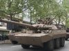 Макрон пообіцяв Зеленському колісні танки та бронемашини
