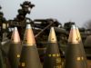 Кулеба розчарований гальмуванням купівлі боєприпасів для України