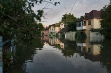 Унаслідок підриву ГЕС на Херсонщині затопило майже 2 тис. будинків
