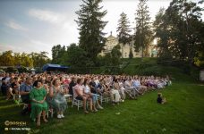 У Митрополичих садах розпочинається традиційний сезон концертів просто неба