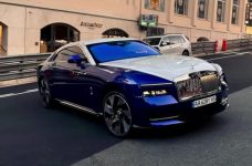 Хто з українців придбав 13 нових Rolls-Royce по 500 млн євро кожен