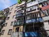 Окупанти вдарили по багатоповерхівці у Херсоні: є поранені